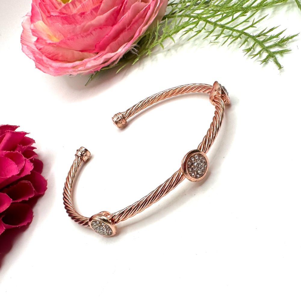 Elegant Rose Gold Bracelet with Crystal Accents